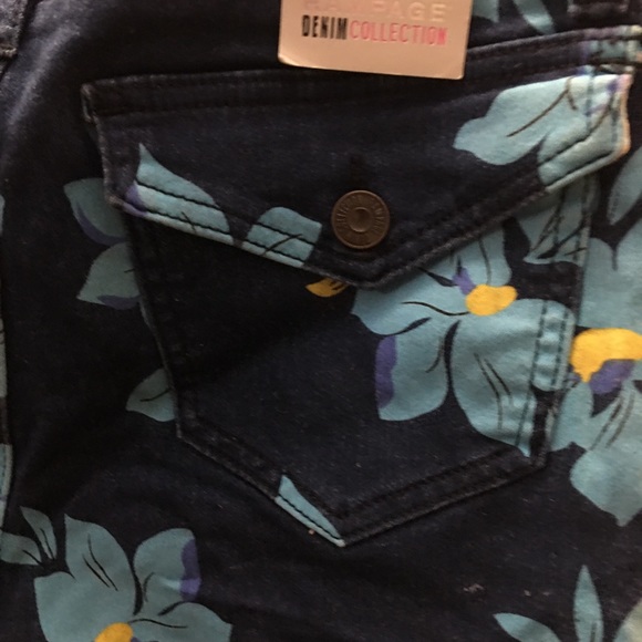 🆕 RAMPAGE DENIM SHORTS NWT size 5 - Picture 5 of 6